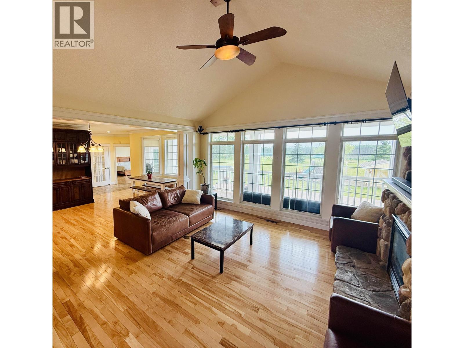 12201 PACIFIC AVENUE, Fort St. John