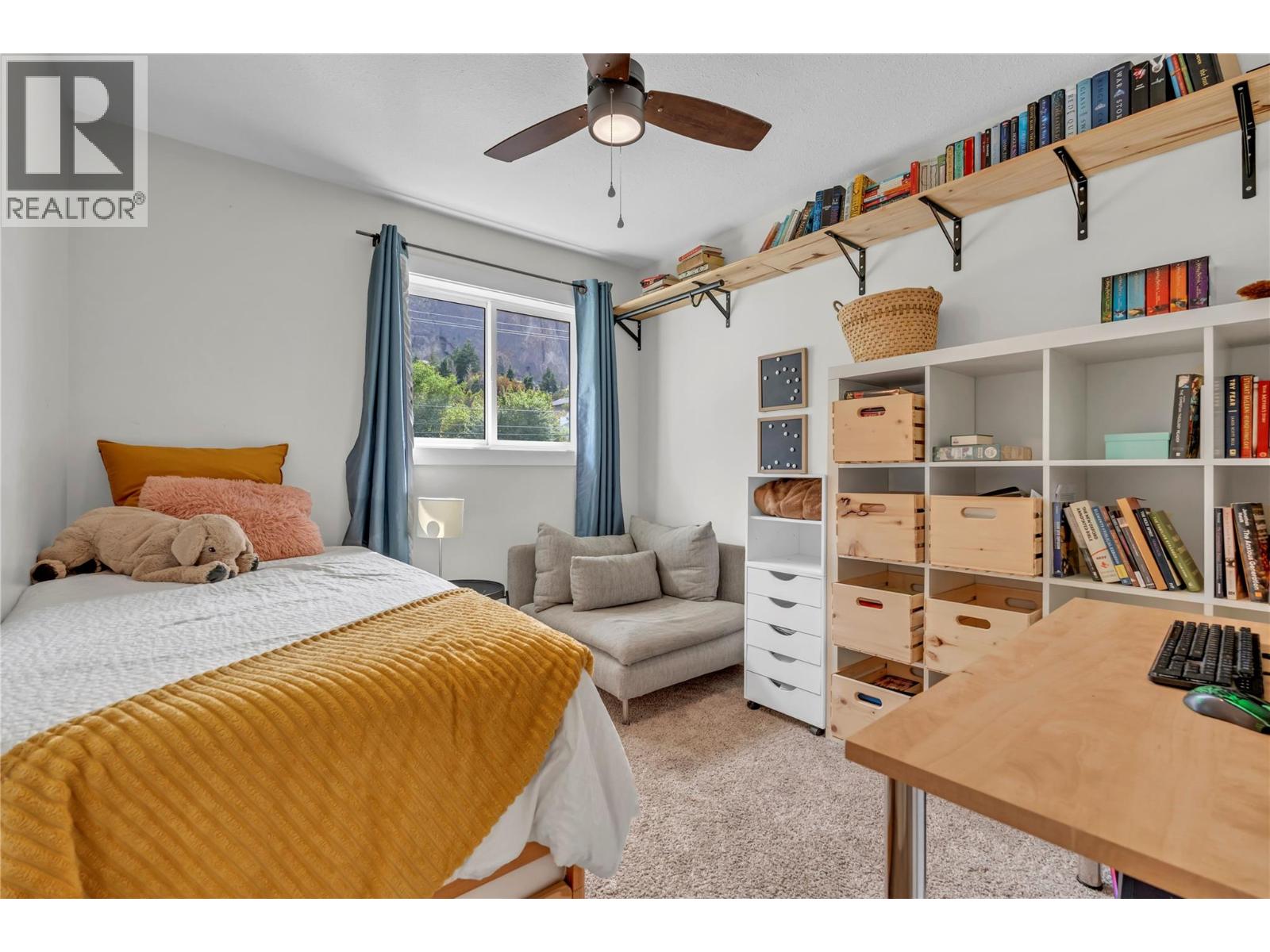 10816 Victoria Road S, Summerland