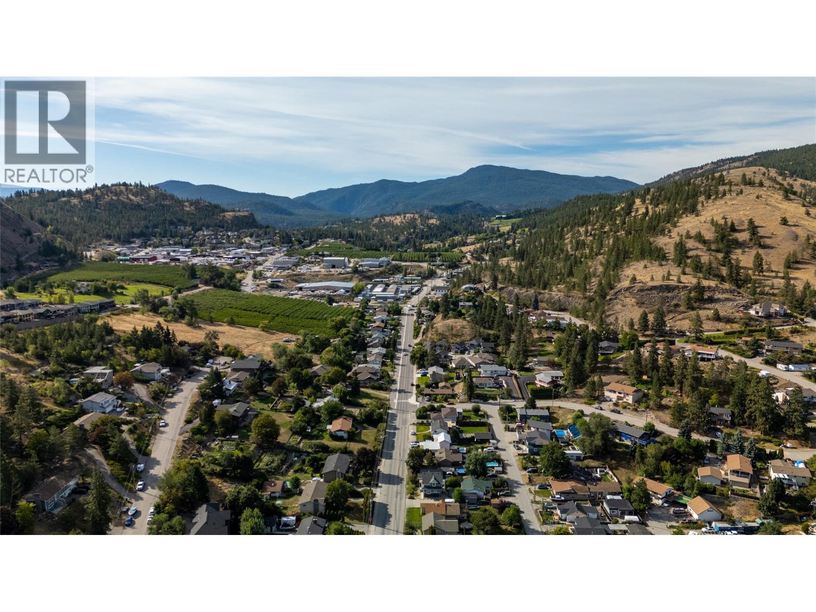 10816 Victoria Road S, Summerland