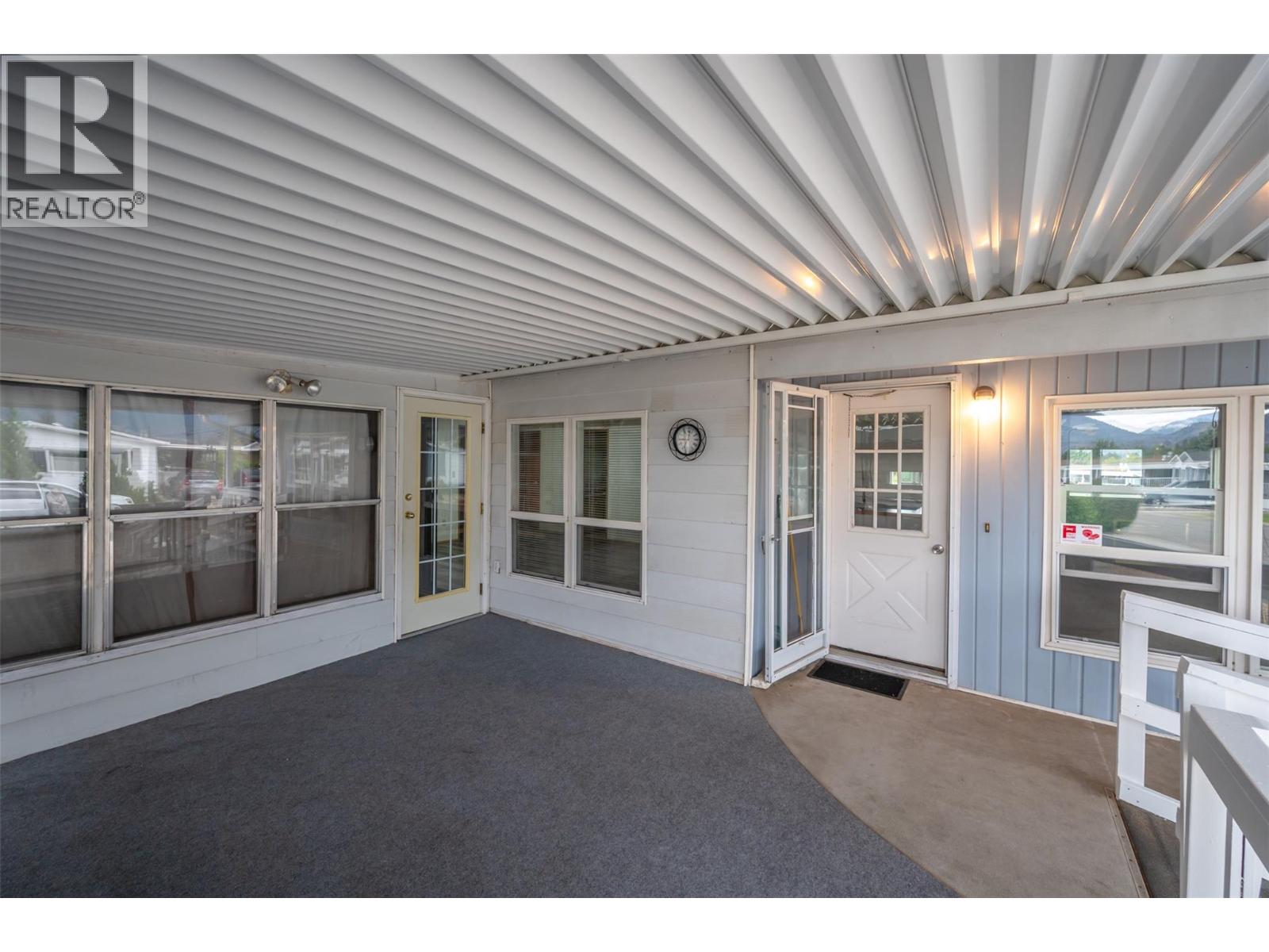 28 6601 TUCELNUIT Drive, Oliver