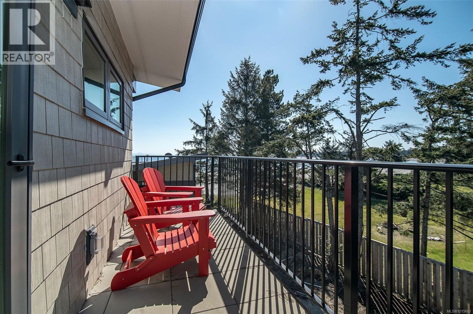 #22 9022 Clarkson Ave - 27