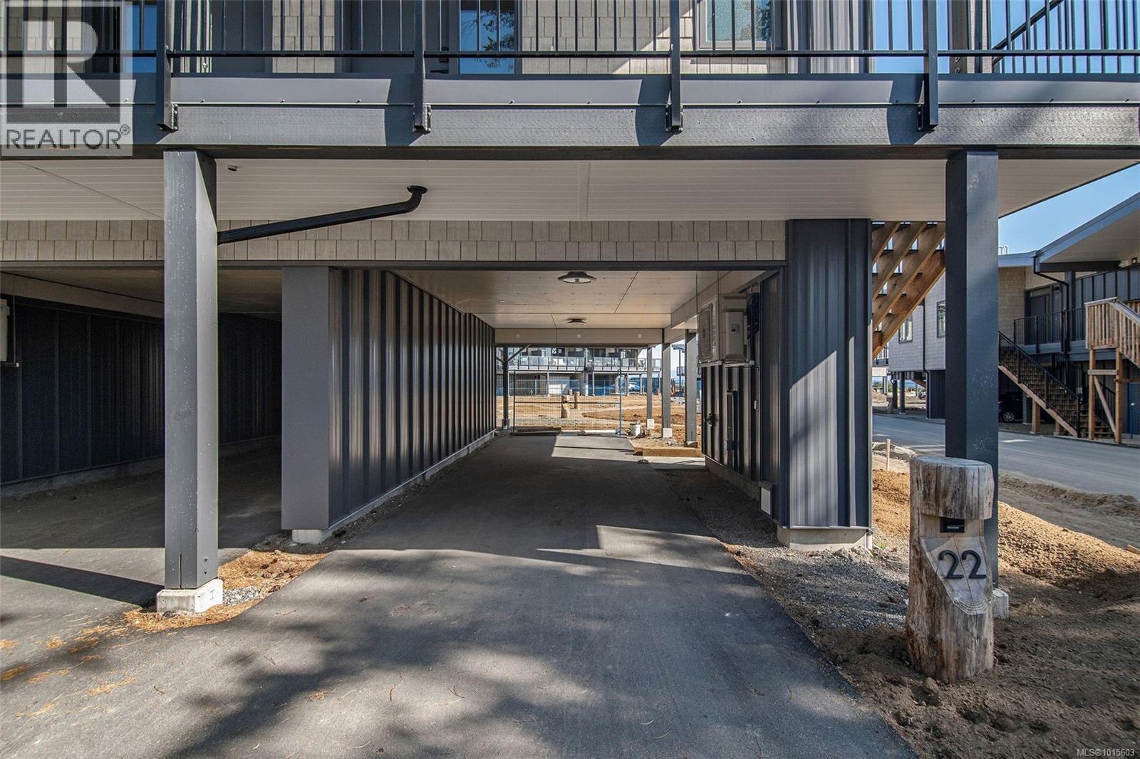 #22 9022 Clarkson Ave - 57