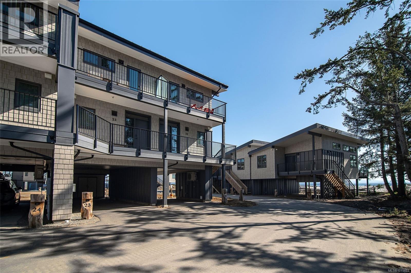 #22 9022 Clarkson Ave - 7