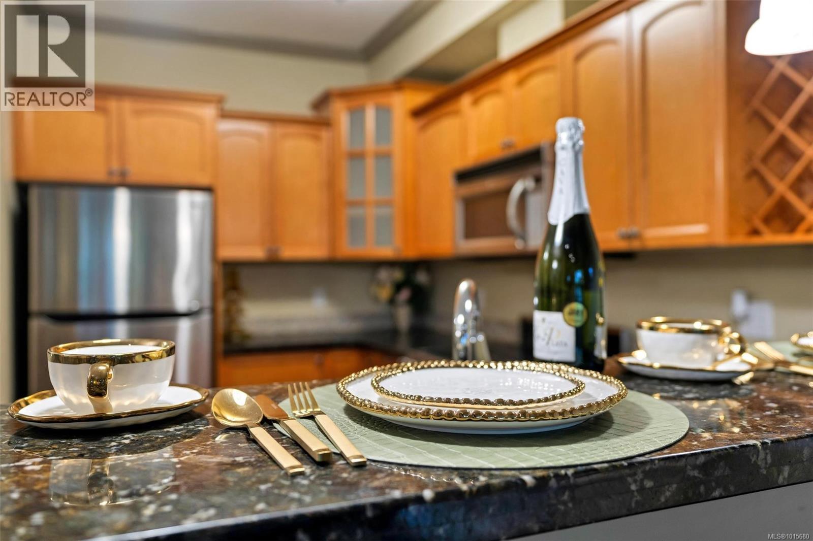 210 1620 McKenzie Avenue, Saanich