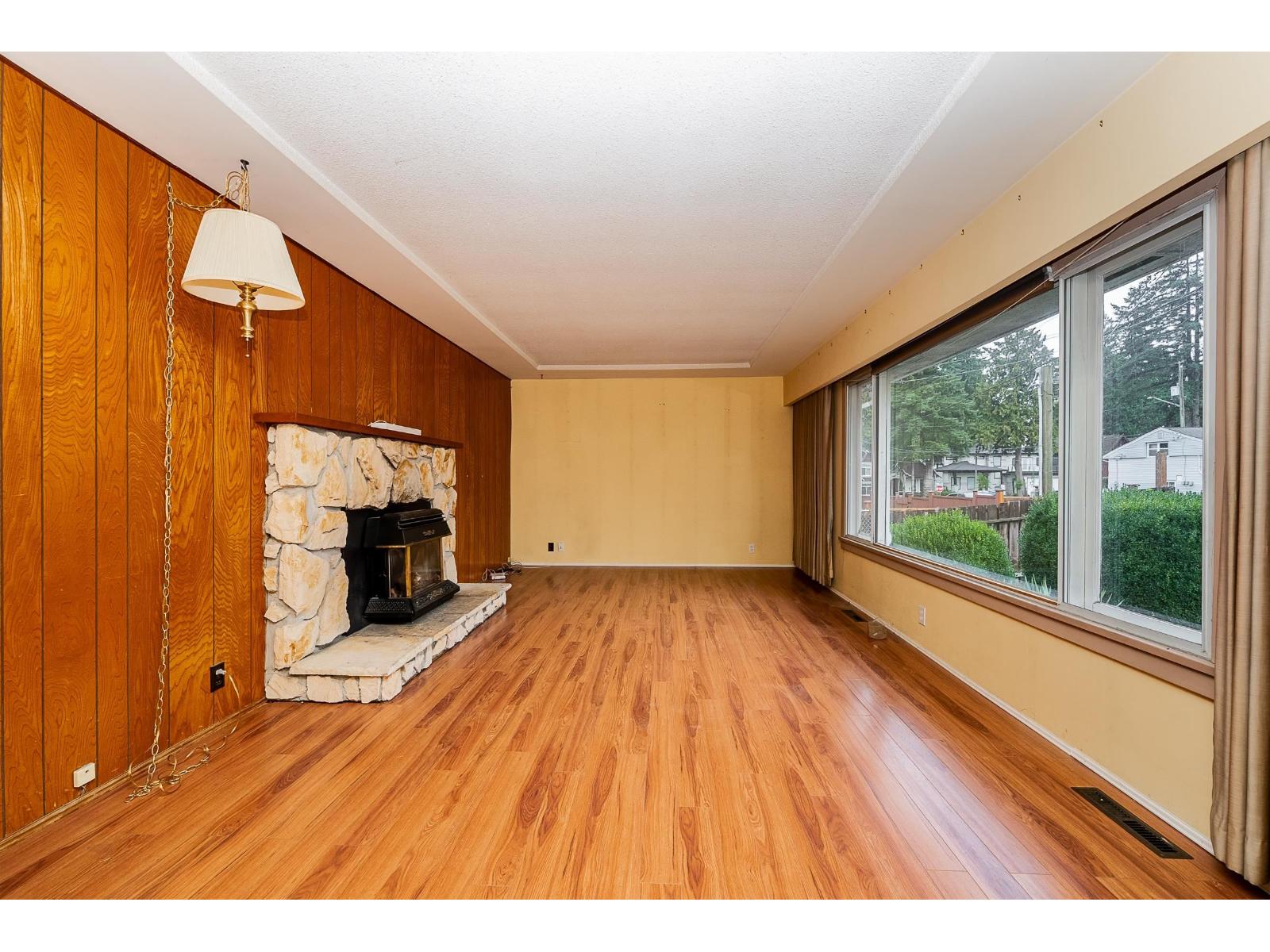 10725 127A STREET, Surrey
