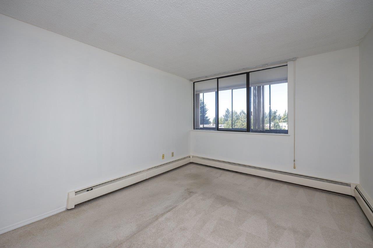 205 1480 FOSTER STREET, White Rock