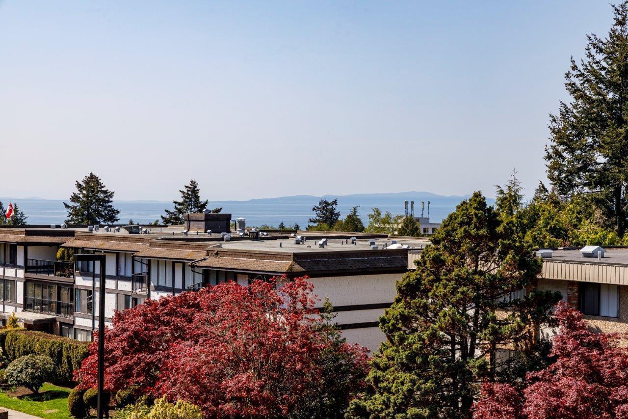 205 1480 FOSTER STREET, White Rock