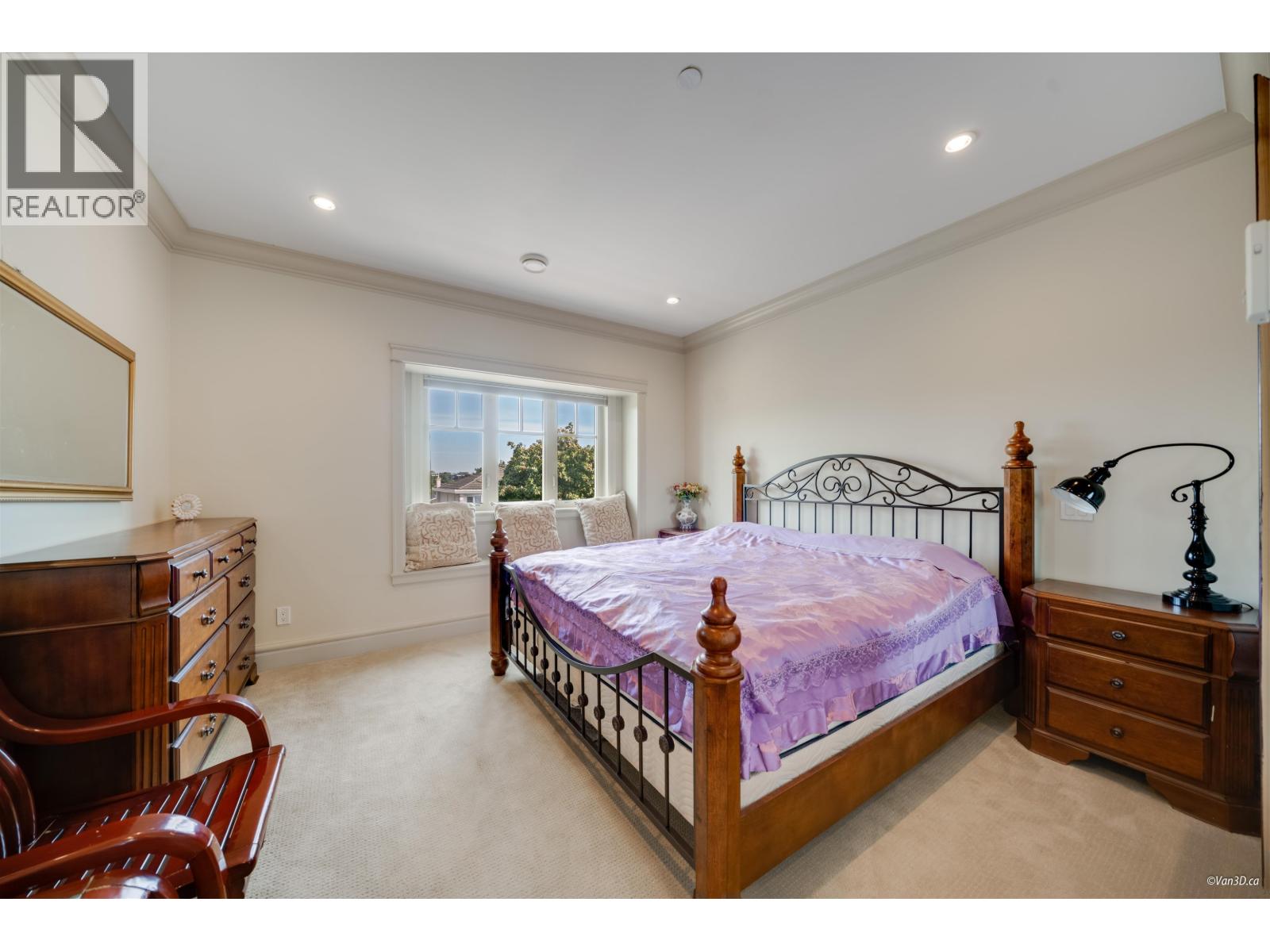 6633 NEAL STREET, Vancouver