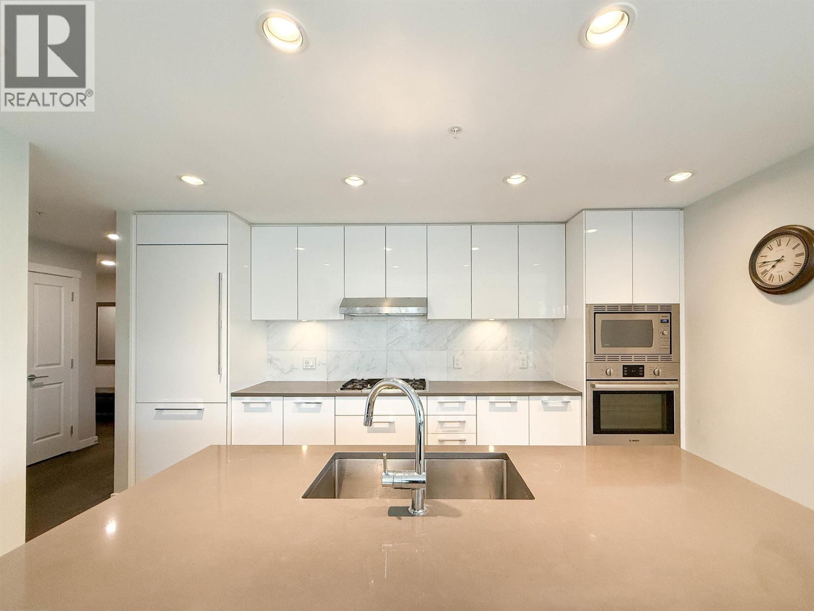 309 3487 BINNING ROAD - Photo 2 of 18, Vancouver, British Columbia