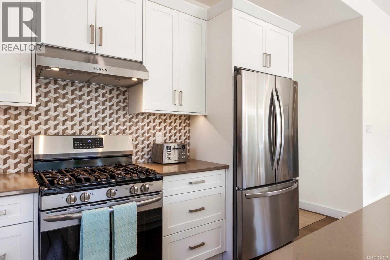 3377 Marygrove Dr, Courtenay