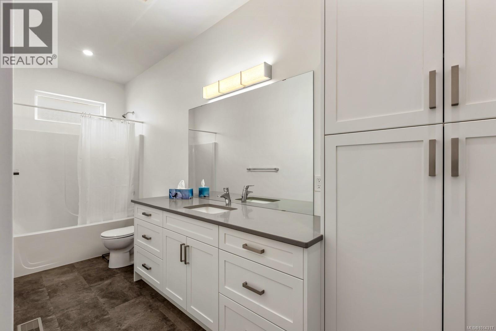 3377 Marygrove Dr, Courtenay