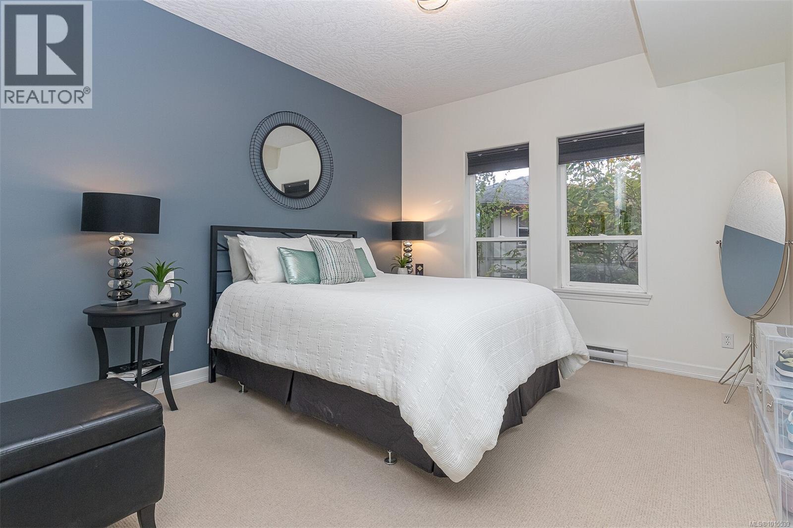 107 3915 Carey Road, Saanich