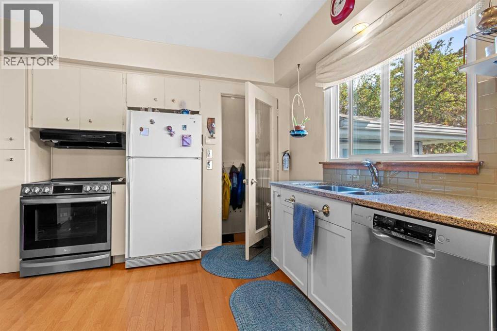 5825 45 Avenue, Red Deer