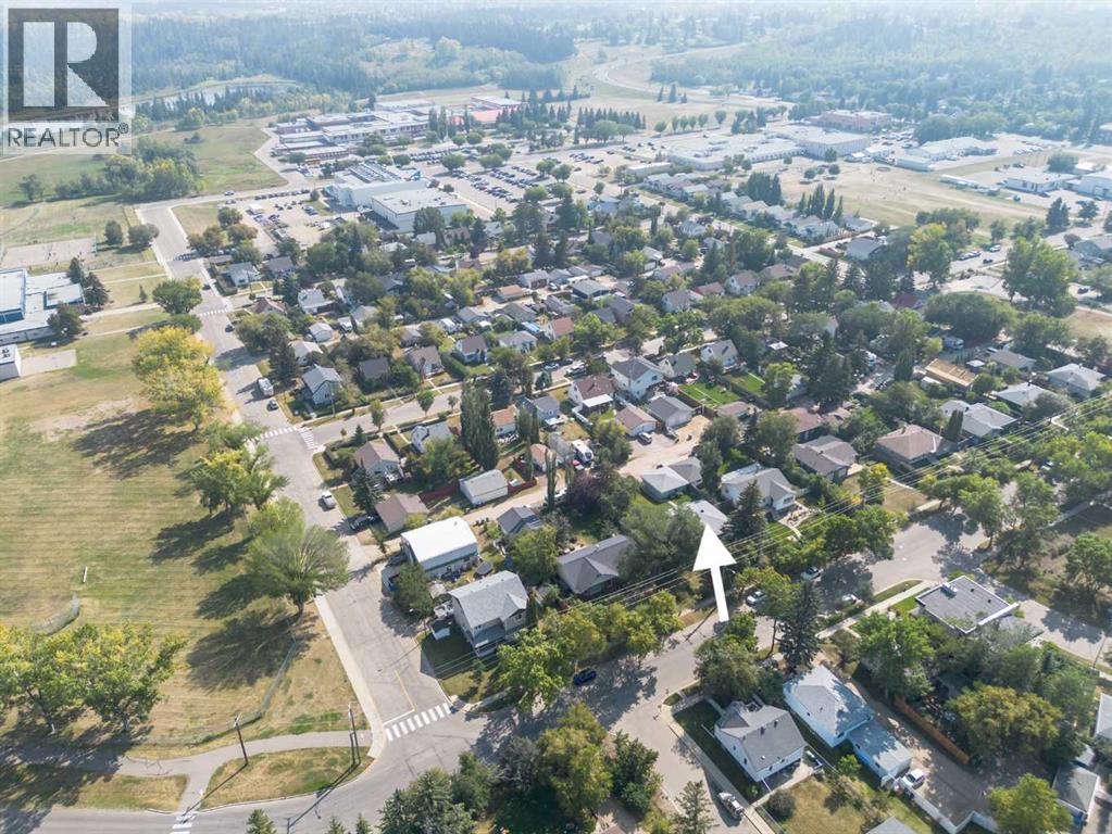 5825 45 Avenue, Red Deer