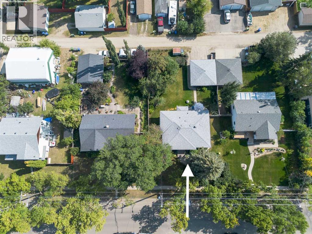 5825 45 Avenue, Red Deer