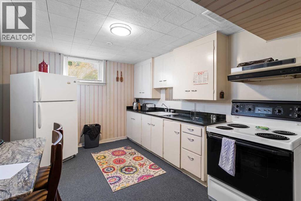 5825 45 Avenue, Red Deer