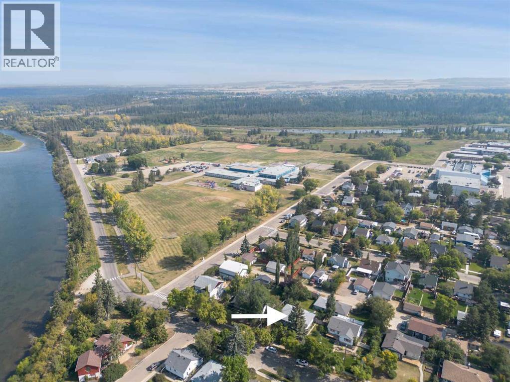 5825 45 Avenue, Red Deer