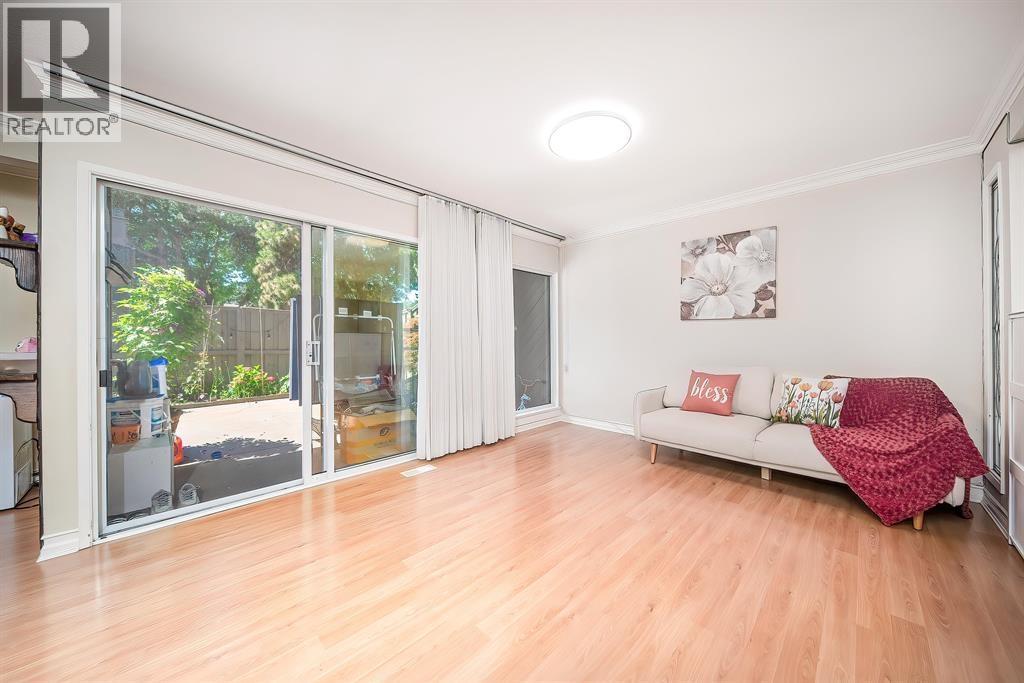 #63-9240 GLENACRES Drive, Richmond