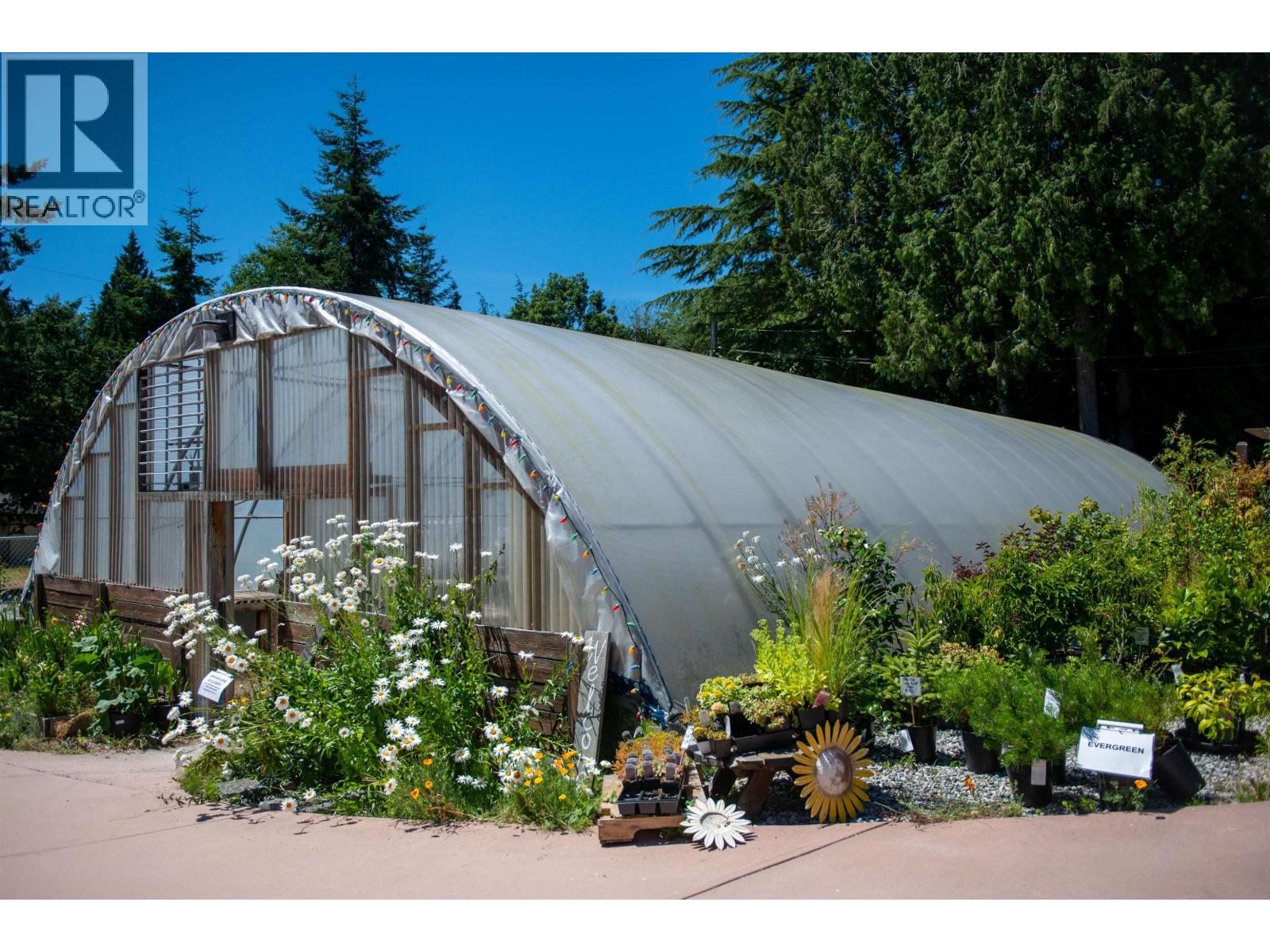 7820 FAWN ROAD, Sechelt