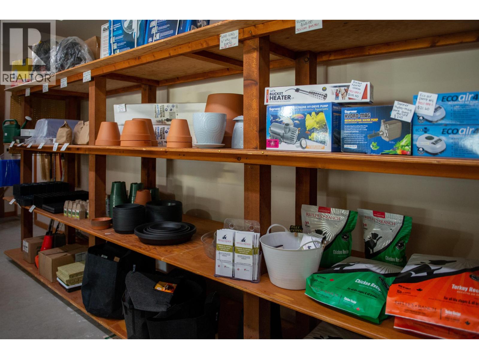 7820 FAWN ROAD, Sechelt