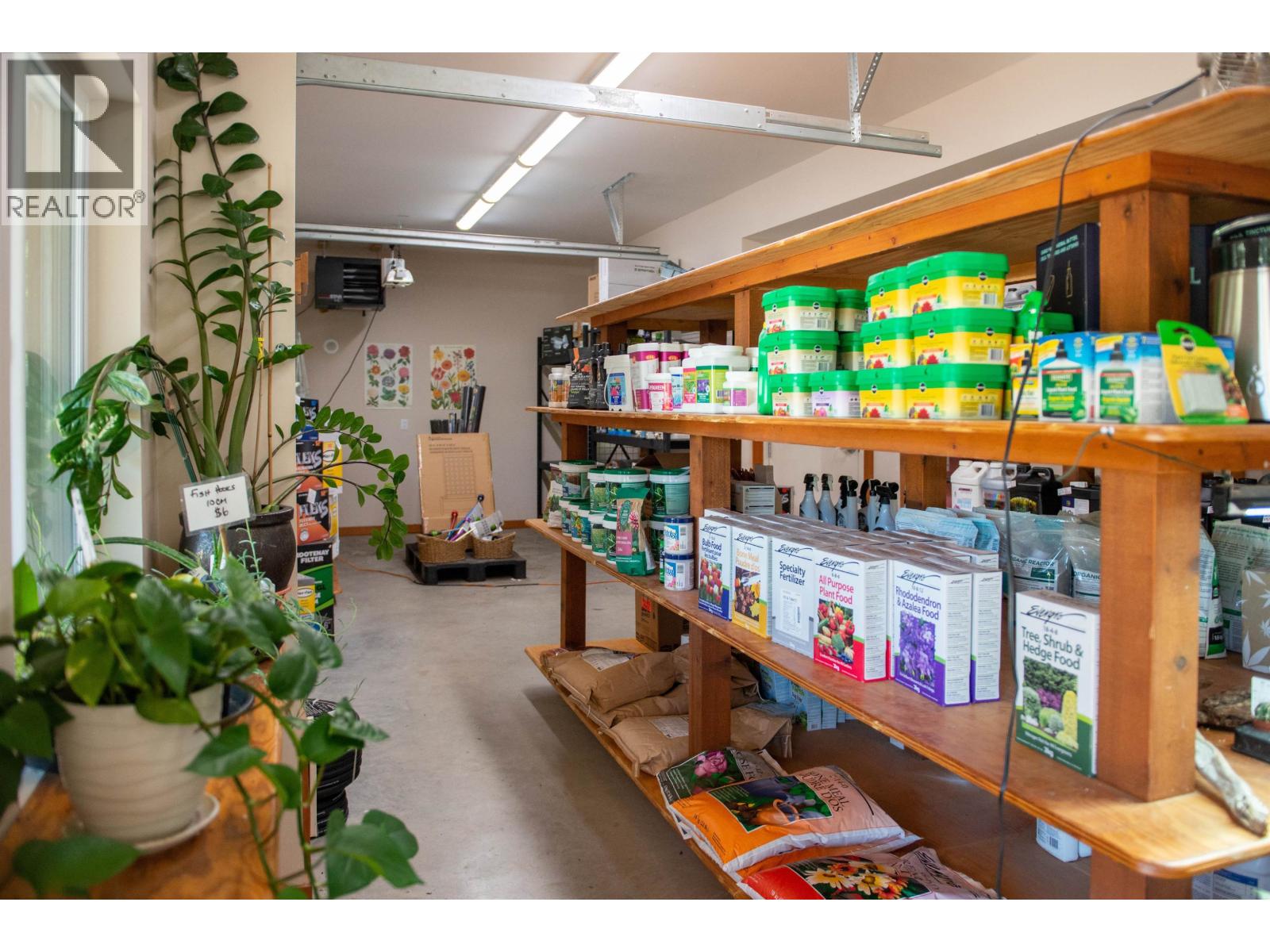 7820 FAWN ROAD, Sechelt