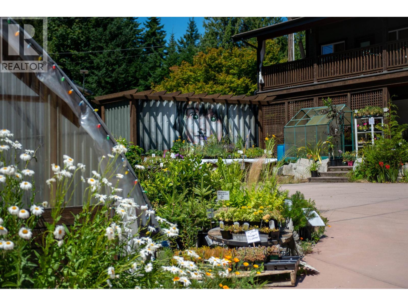 7820 FAWN ROAD, Sechelt