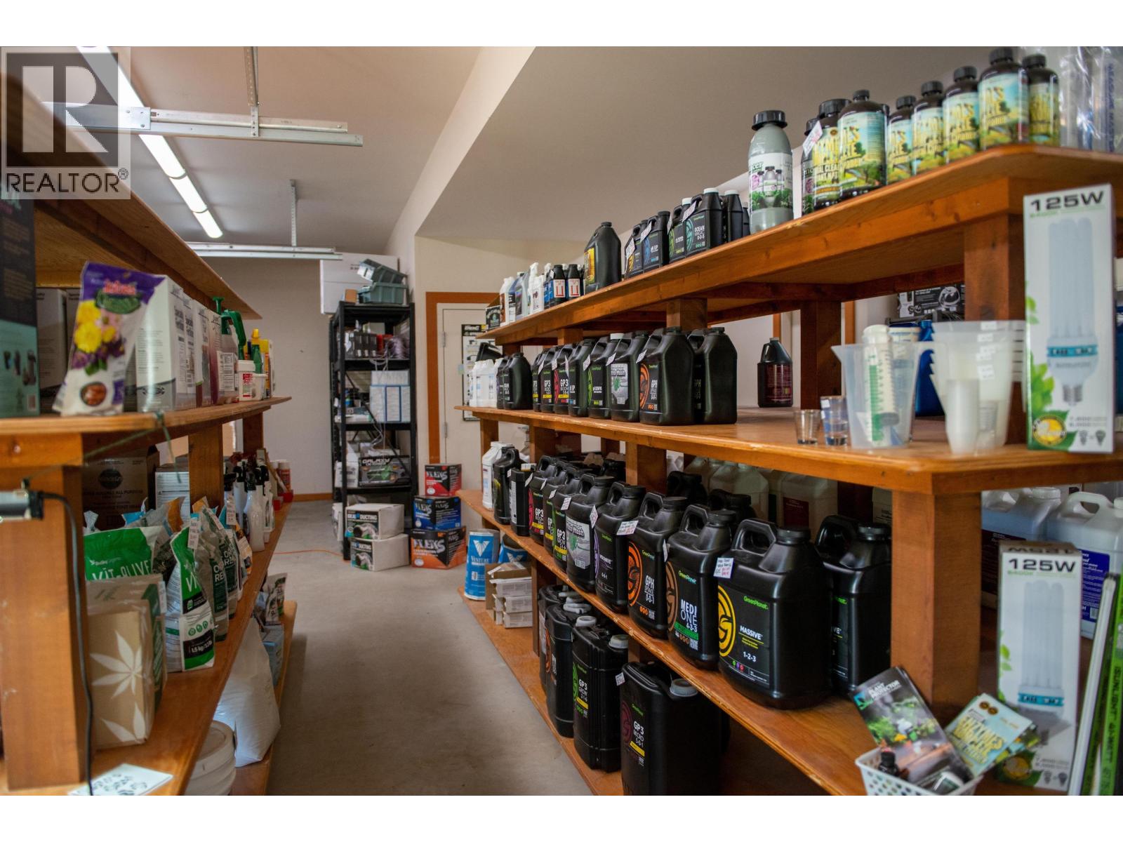7820 FAWN ROAD, Sechelt