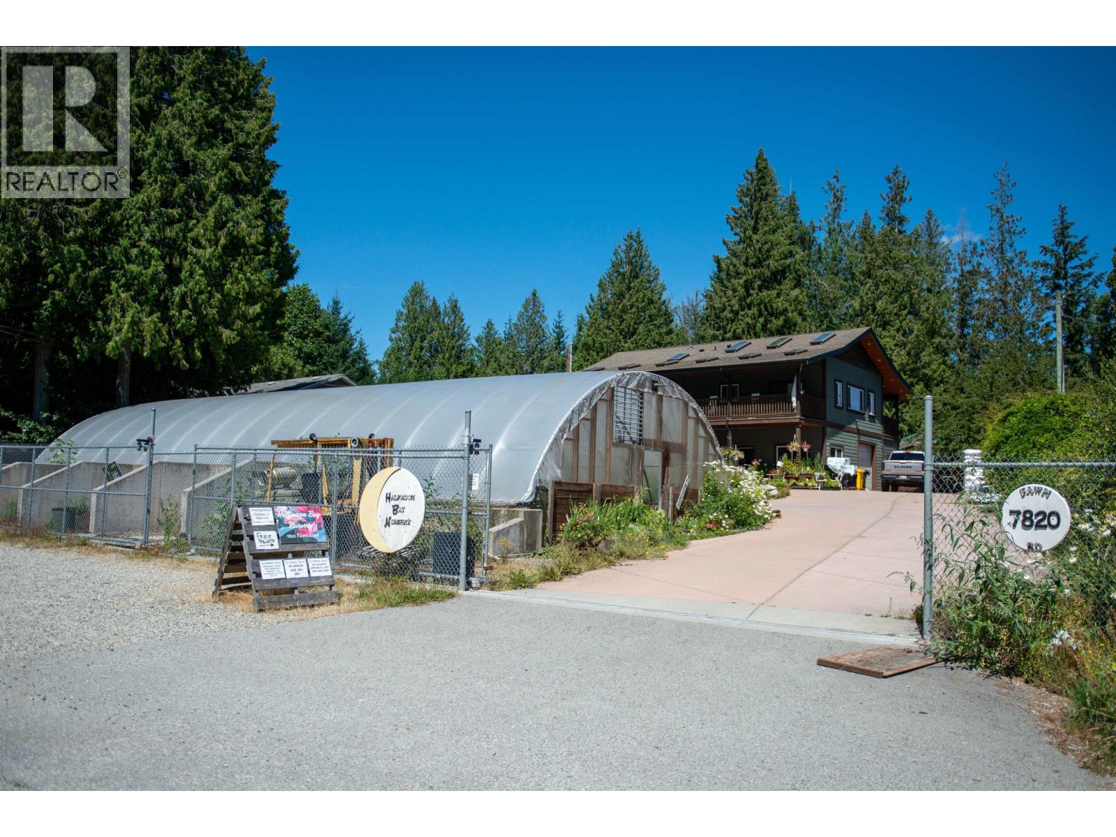 7820 FAWN ROAD, Sechelt