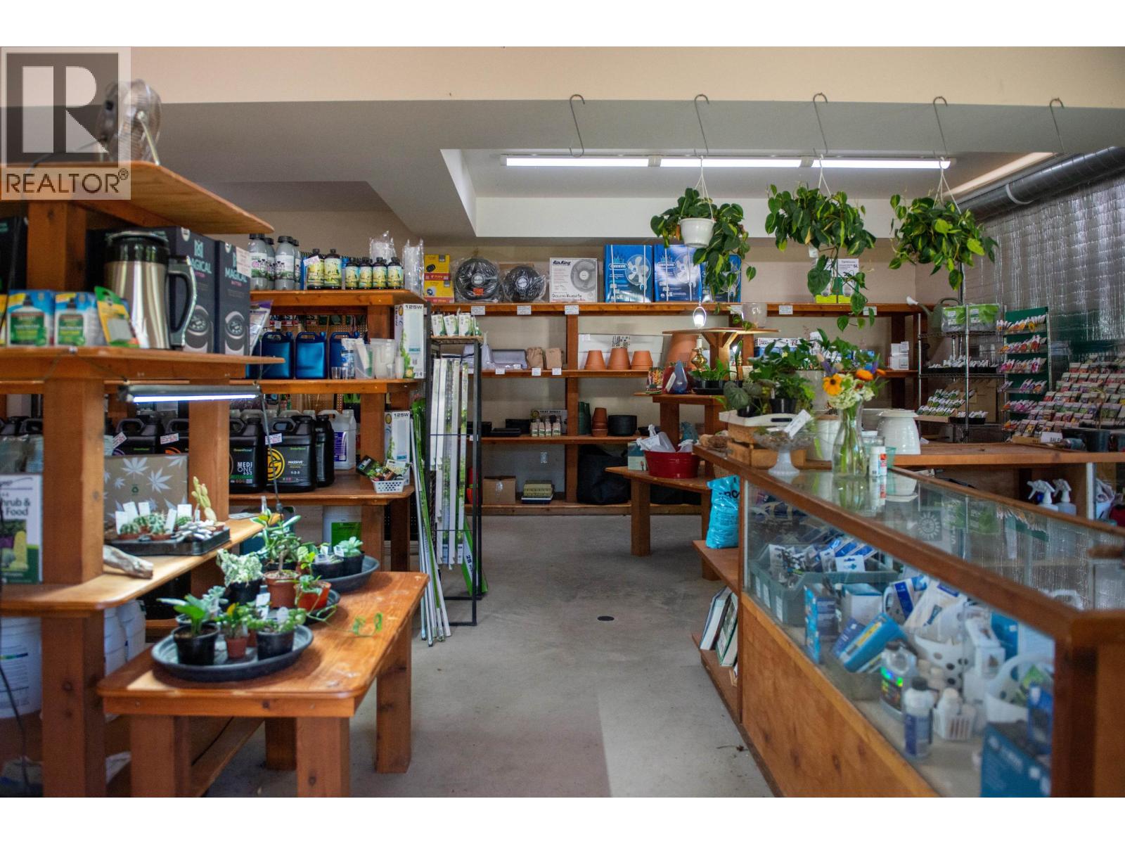 7820 FAWN ROAD, Sechelt