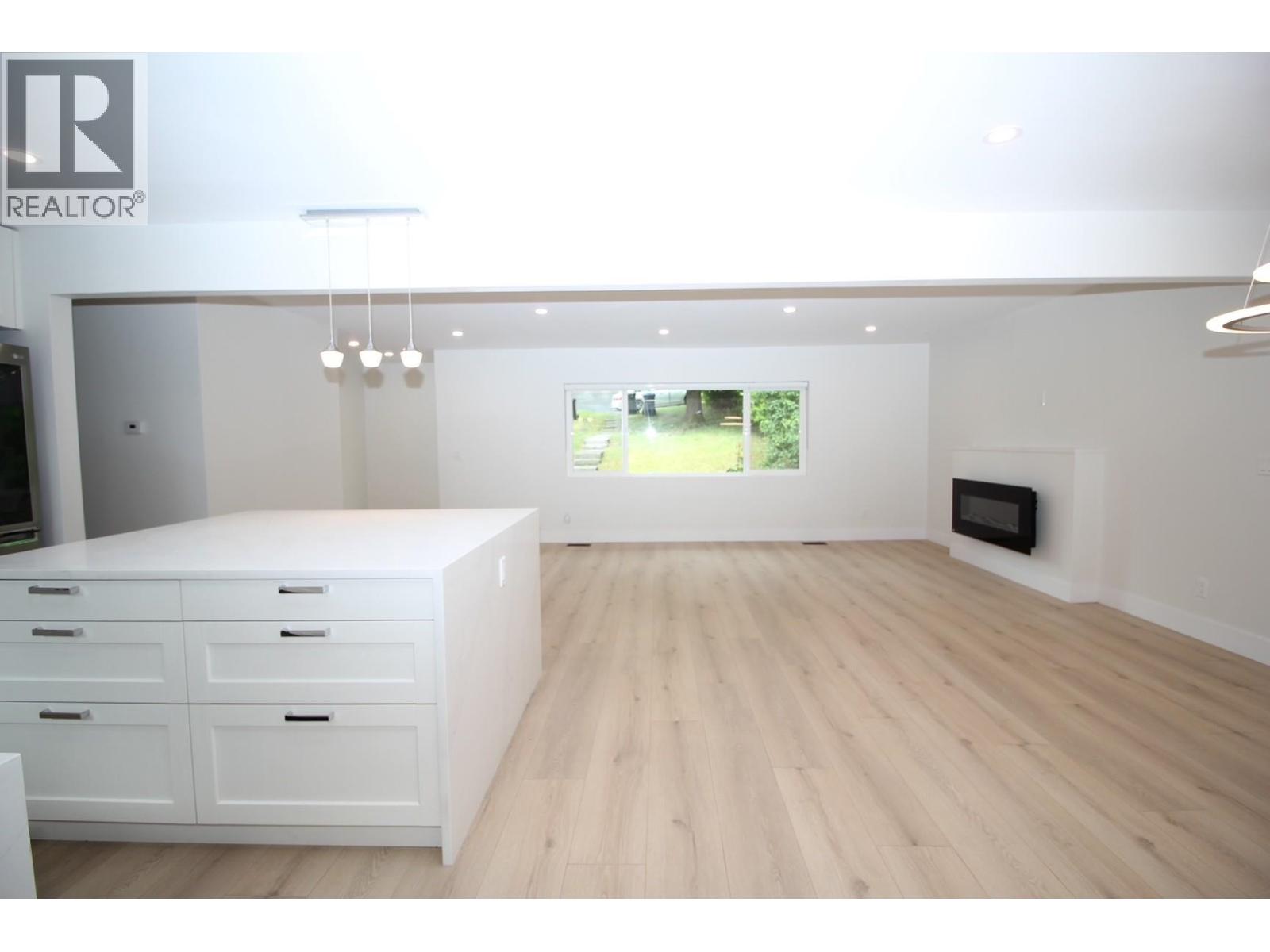 2076 CLARE PLACE, Port Coquitlam