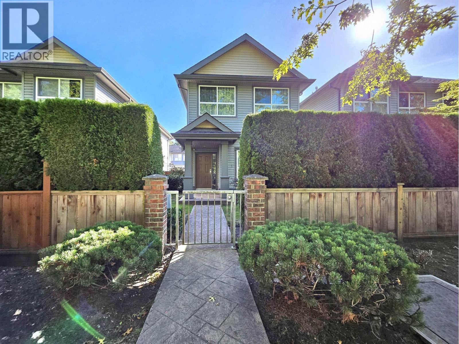 1 6733 LIVINGSTONE PLACE, Richmond