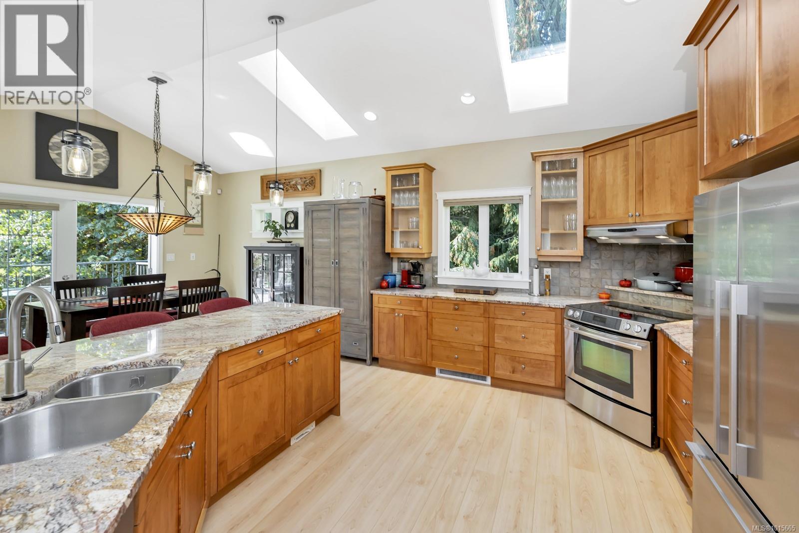  2398 Tanner Ridge Place, Central Saanich