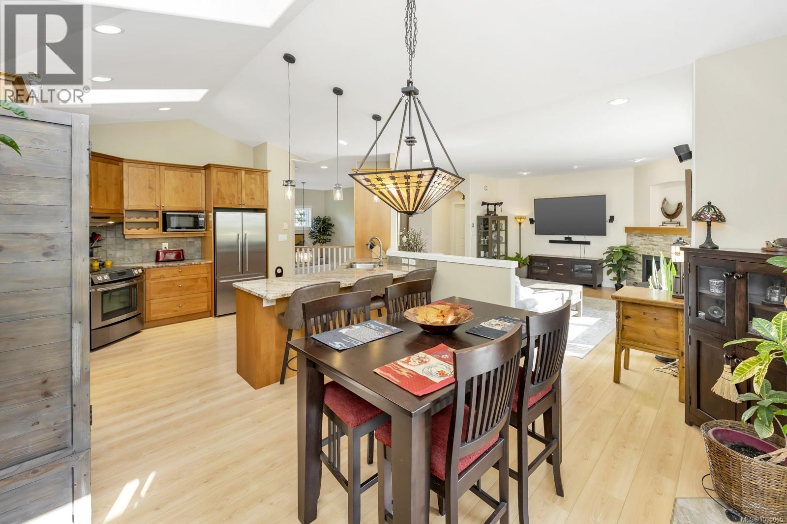  2398 Tanner Ridge Place, Central Saanich