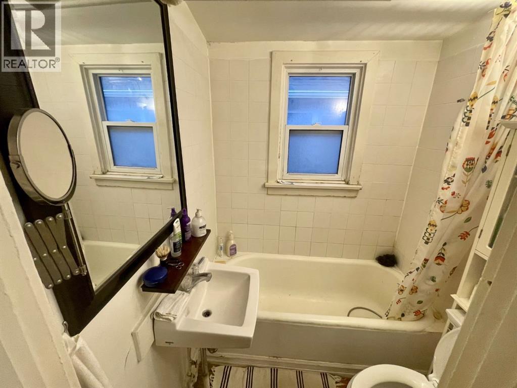 Single Family House for Sale in   Avenue SE Ramsay Calgary 
