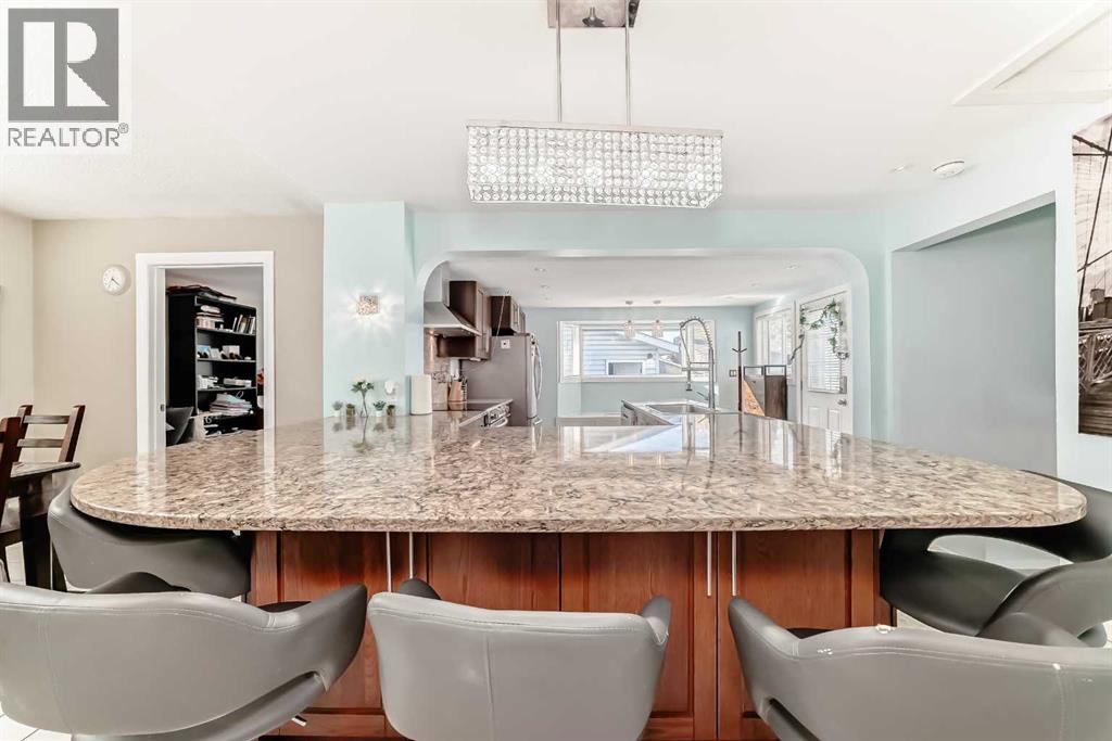 Single Family House 4 Level for Sale in  Pinemill Road NE Pineridge Calgary 