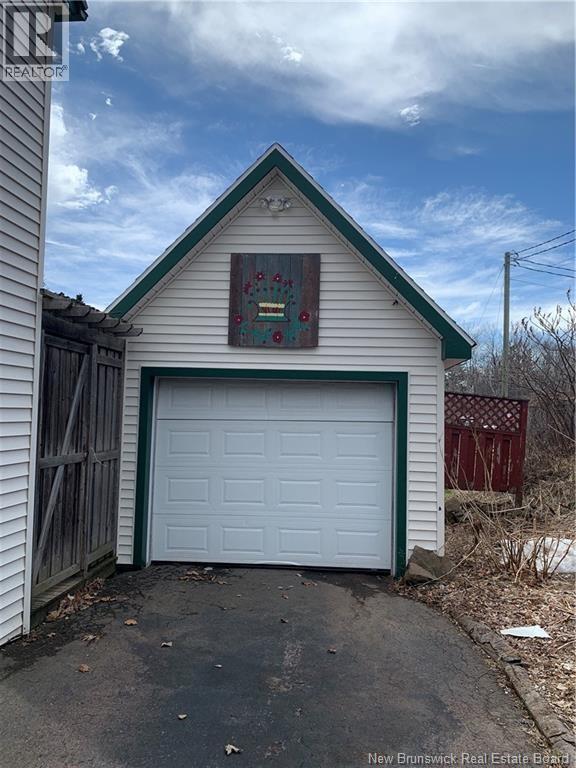 38 KING STREET - 16