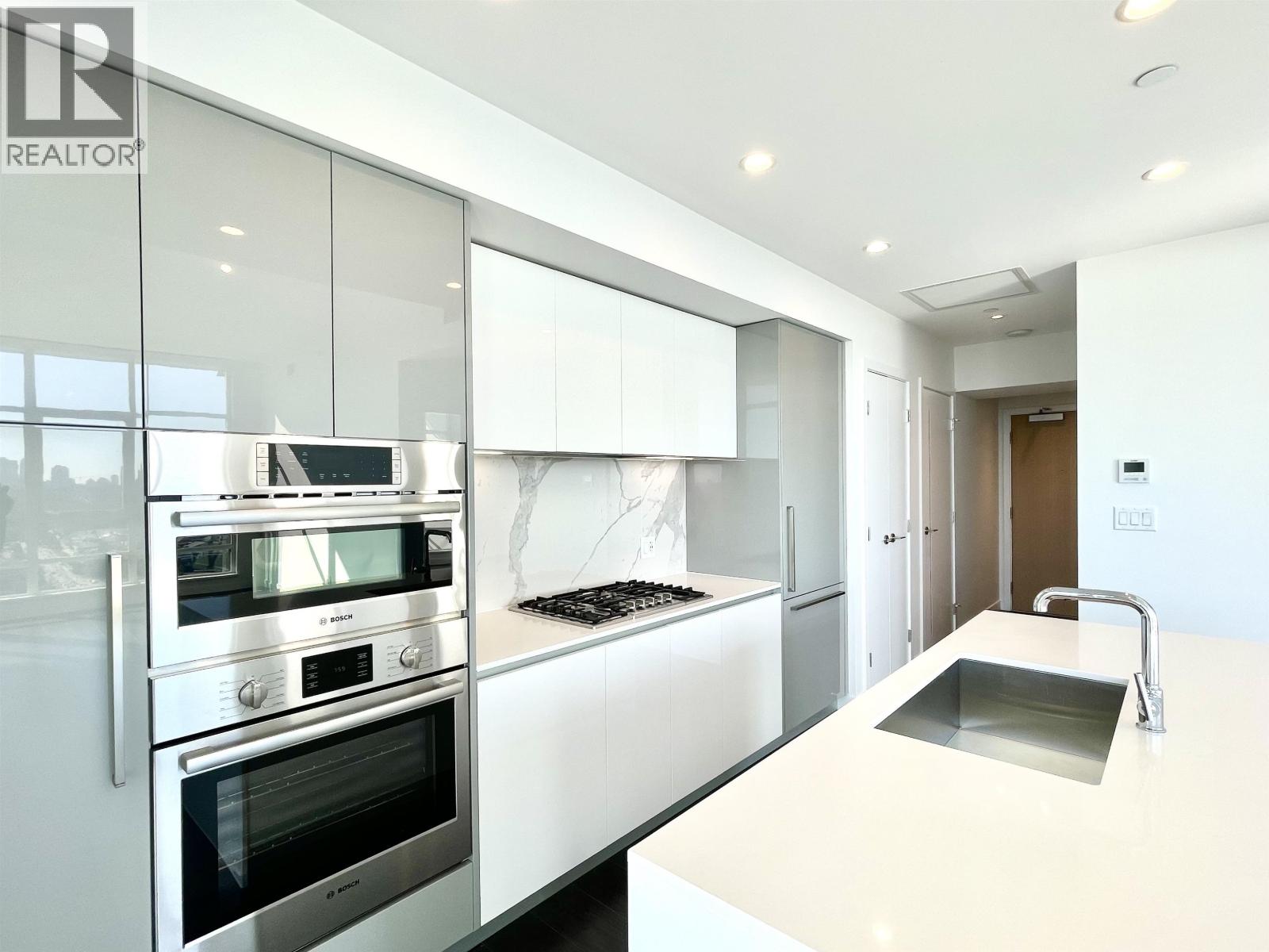 3408 2085 SKYLINE COURT, Burnaby