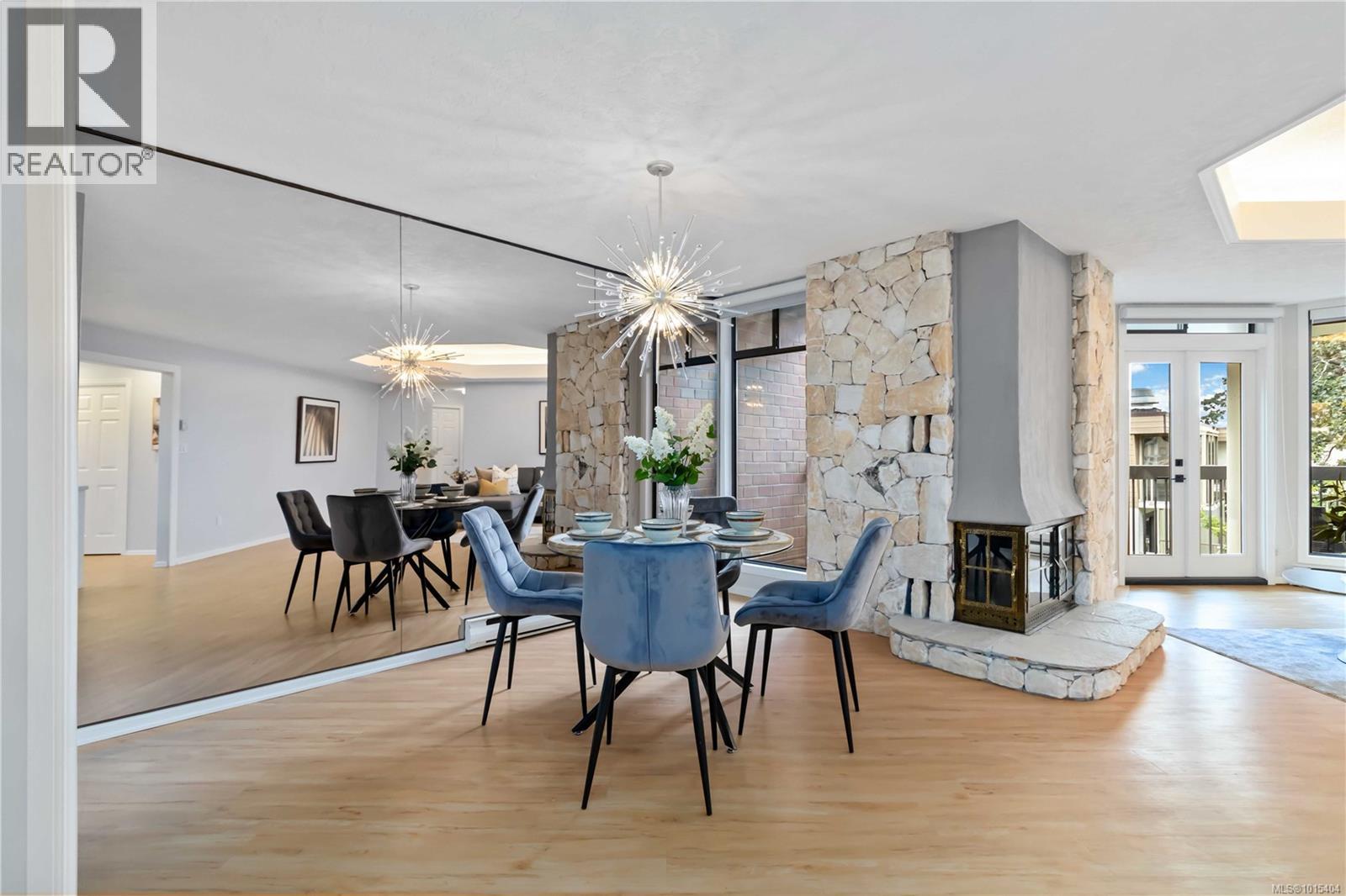 408 2119 Oak Bay Avenue, Oak Bay