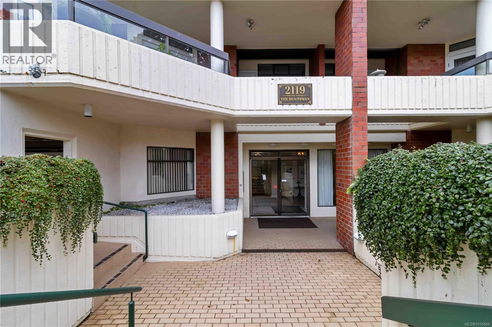 408 2119 Oak Bay Avenue, Oak Bay