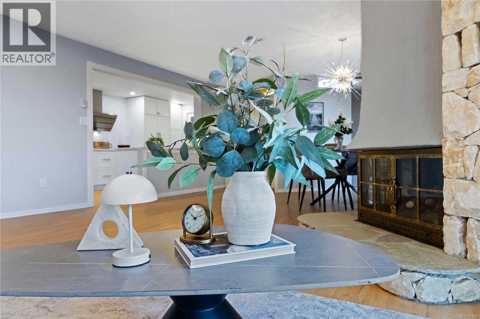 408 2119 Oak Bay Avenue, Oak Bay