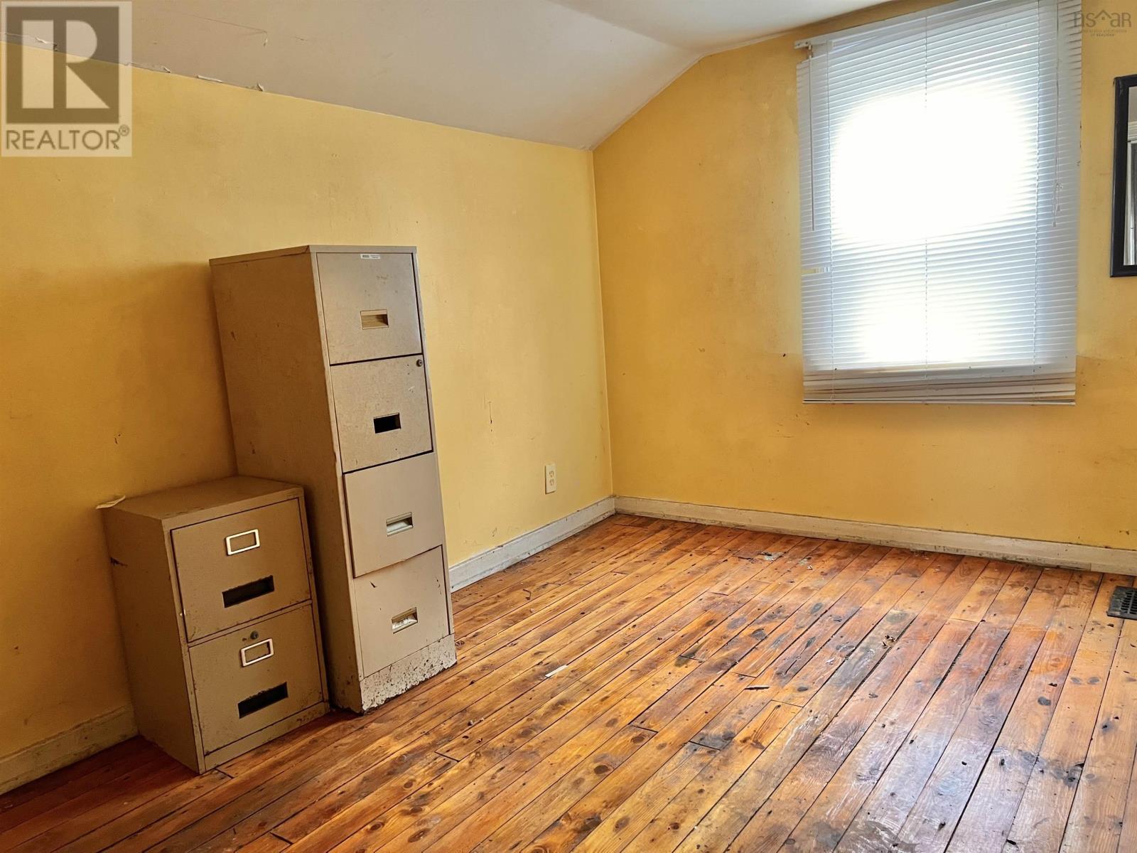 Property 8 of 15 of 492 Main Street