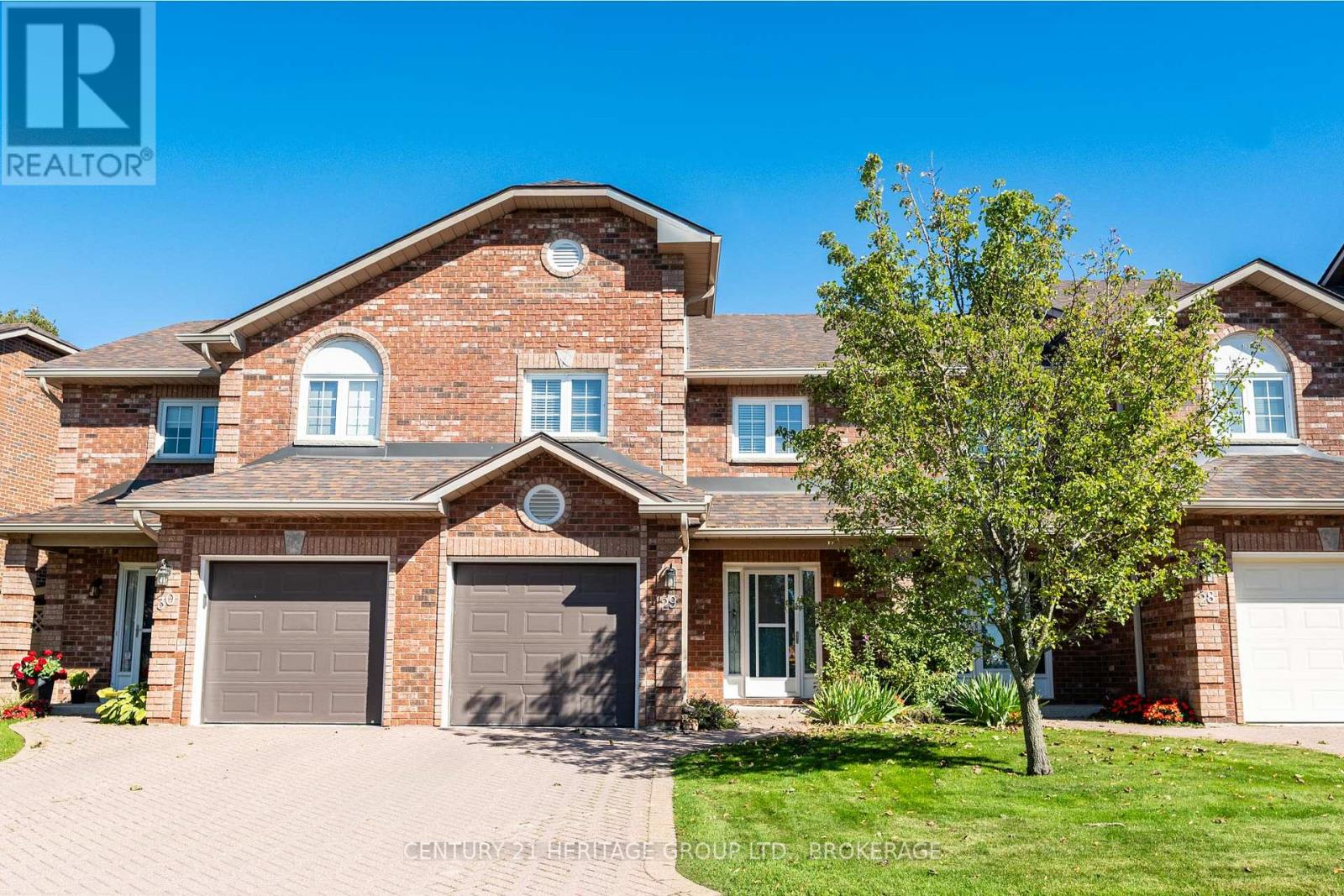 1098 King Street West 29