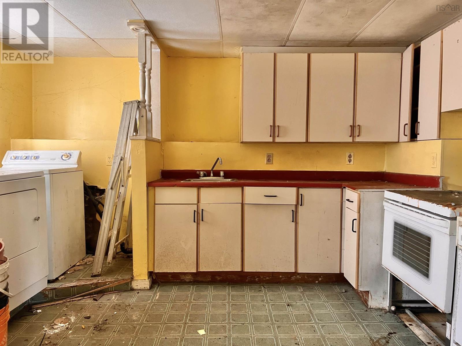 Property 5 of 15 of 492 Main Street