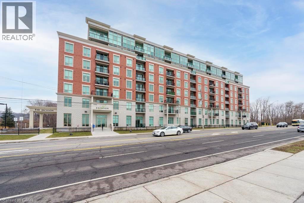 2750 KING Street E Unit# 215