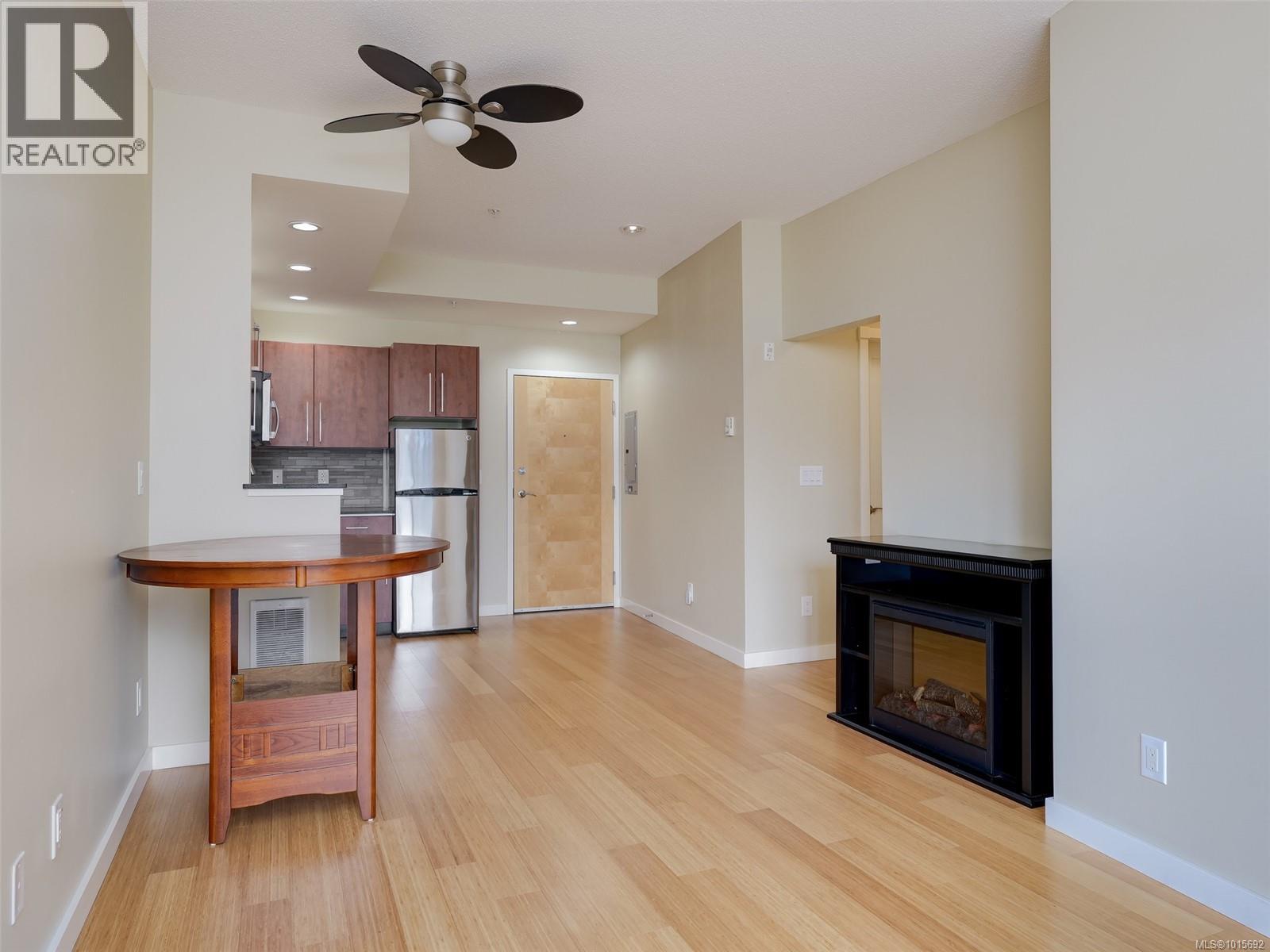 307 611 Brookside Road, Colwood