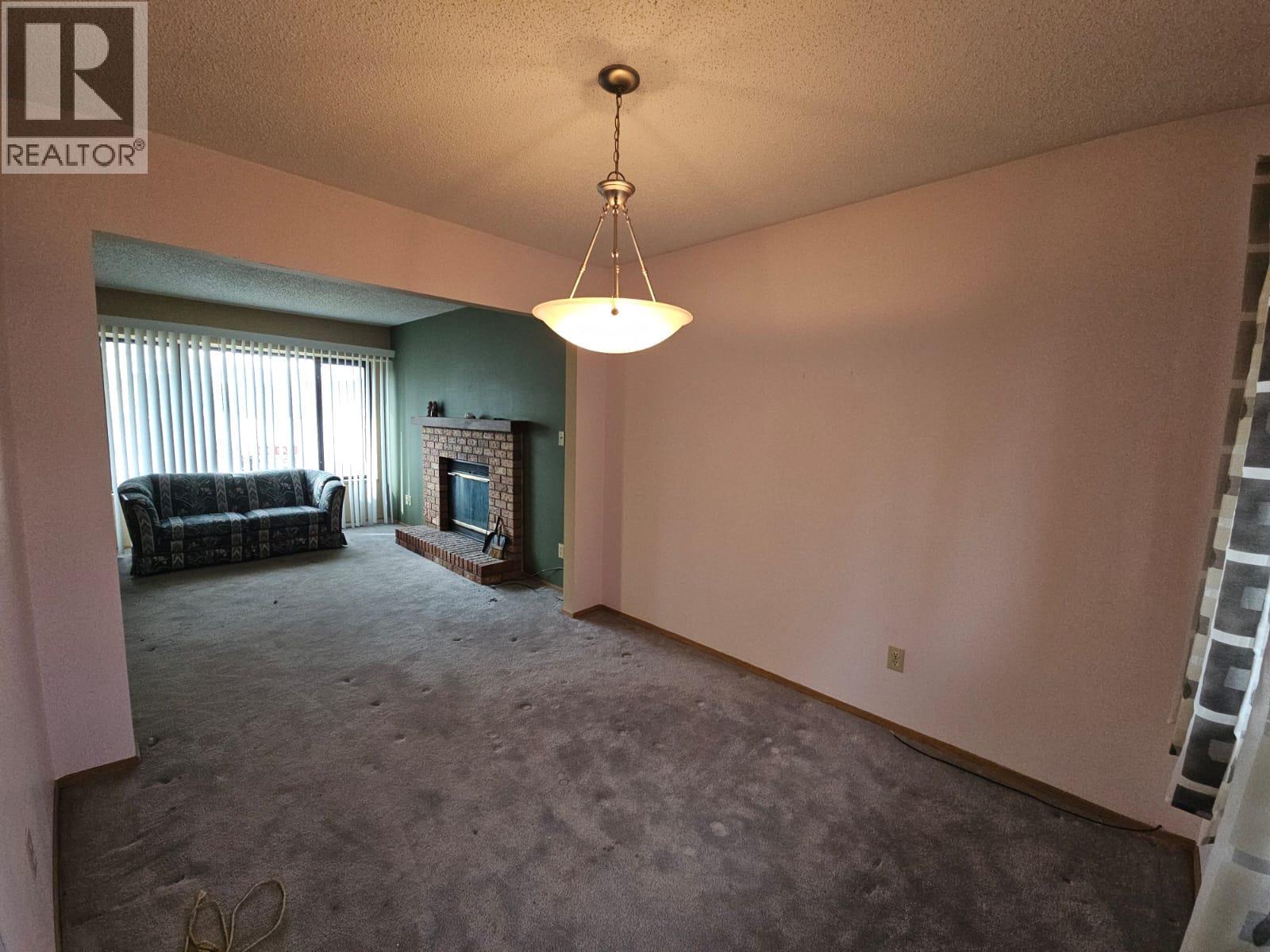 323 Cottonwood Avenue, Tumbler Ridge
