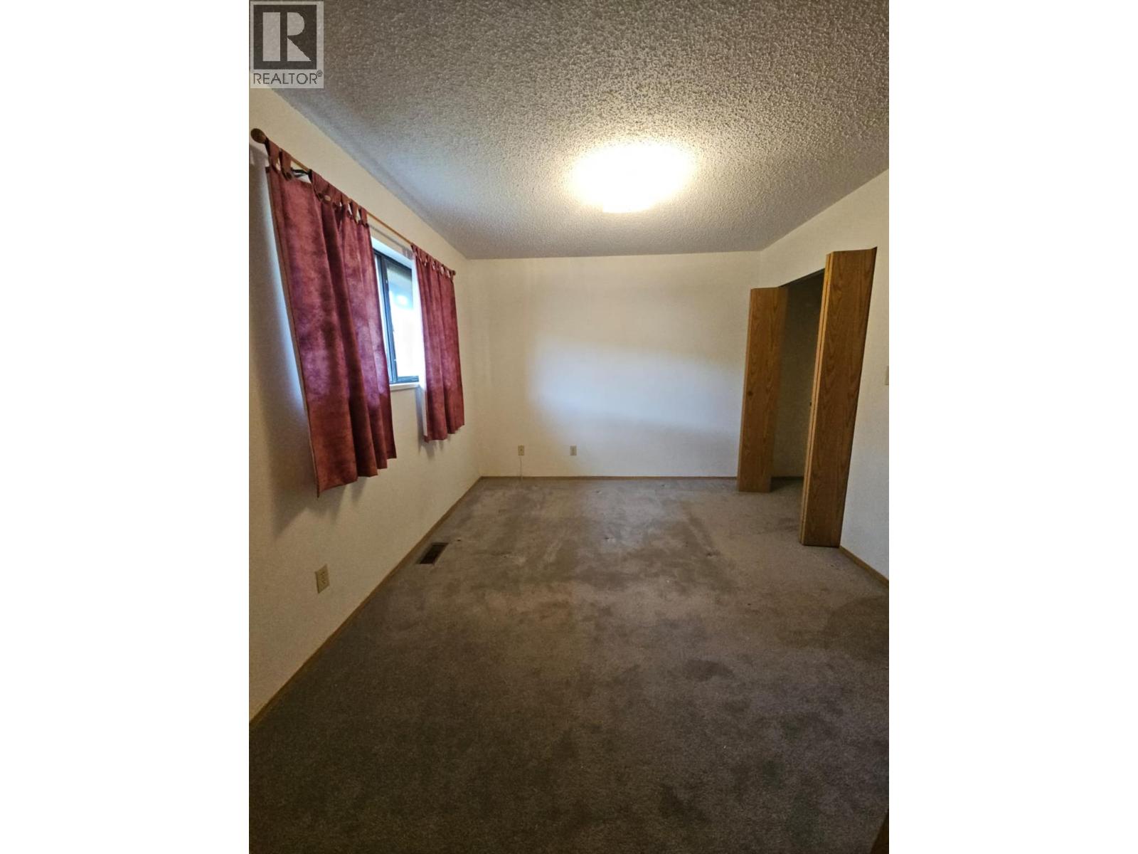 323 Cottonwood Avenue, Tumbler Ridge