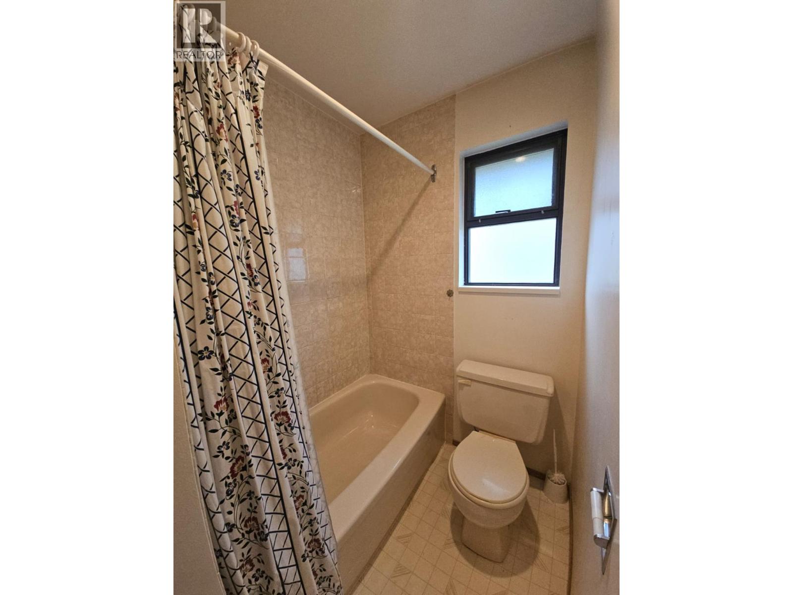 323 Cottonwood Avenue, Tumbler Ridge