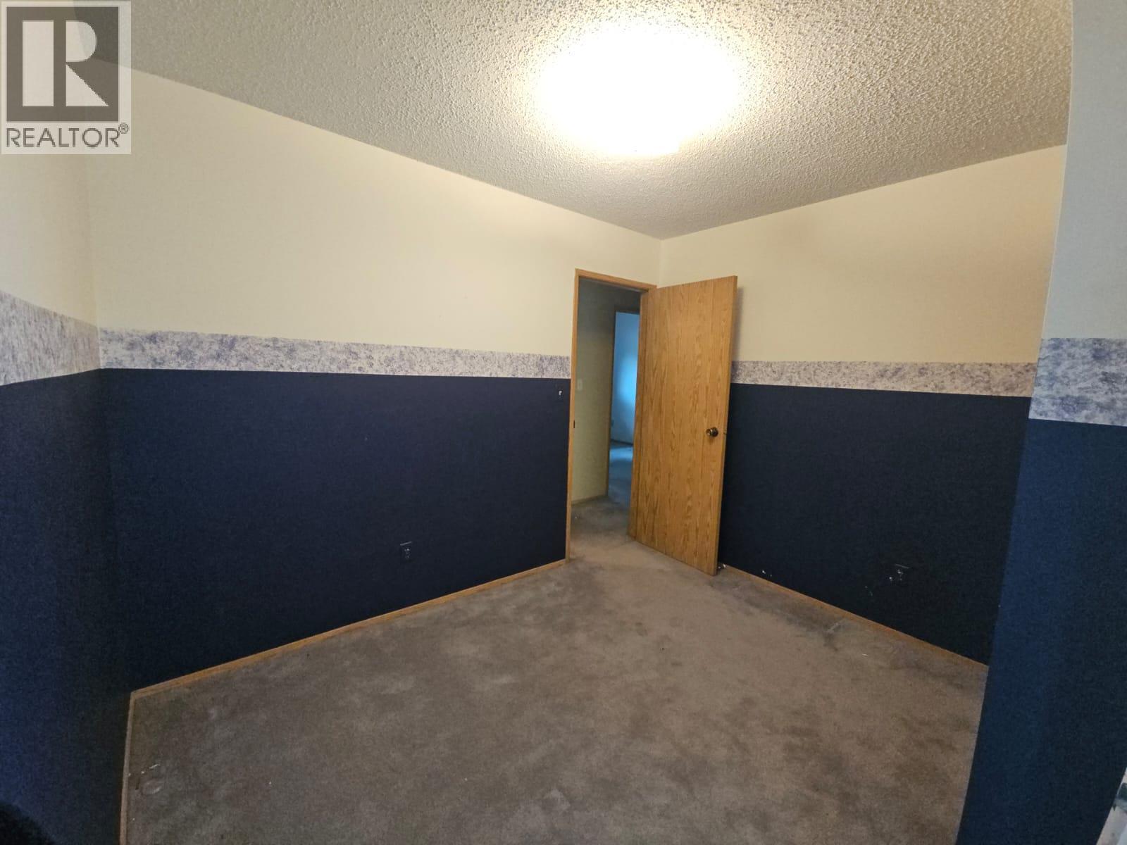 323 Cottonwood Avenue, Tumbler Ridge