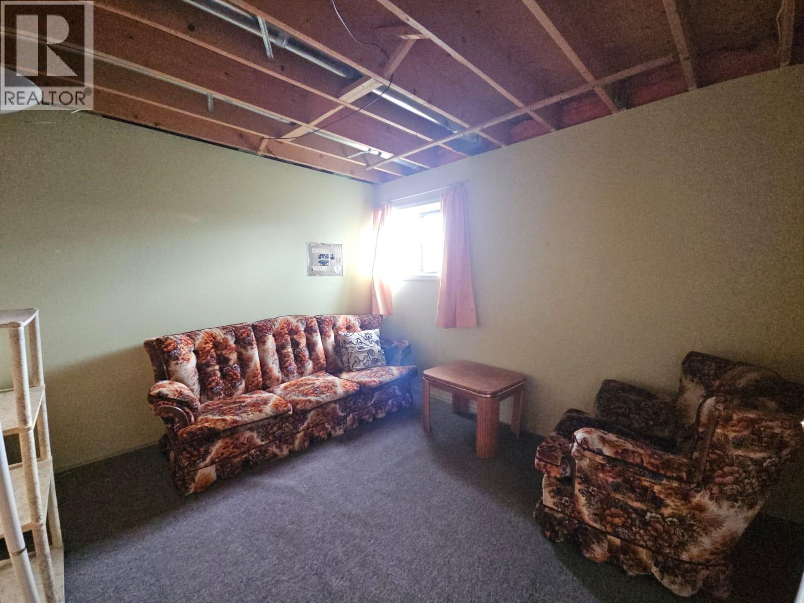 323 Cottonwood Avenue, Tumbler Ridge